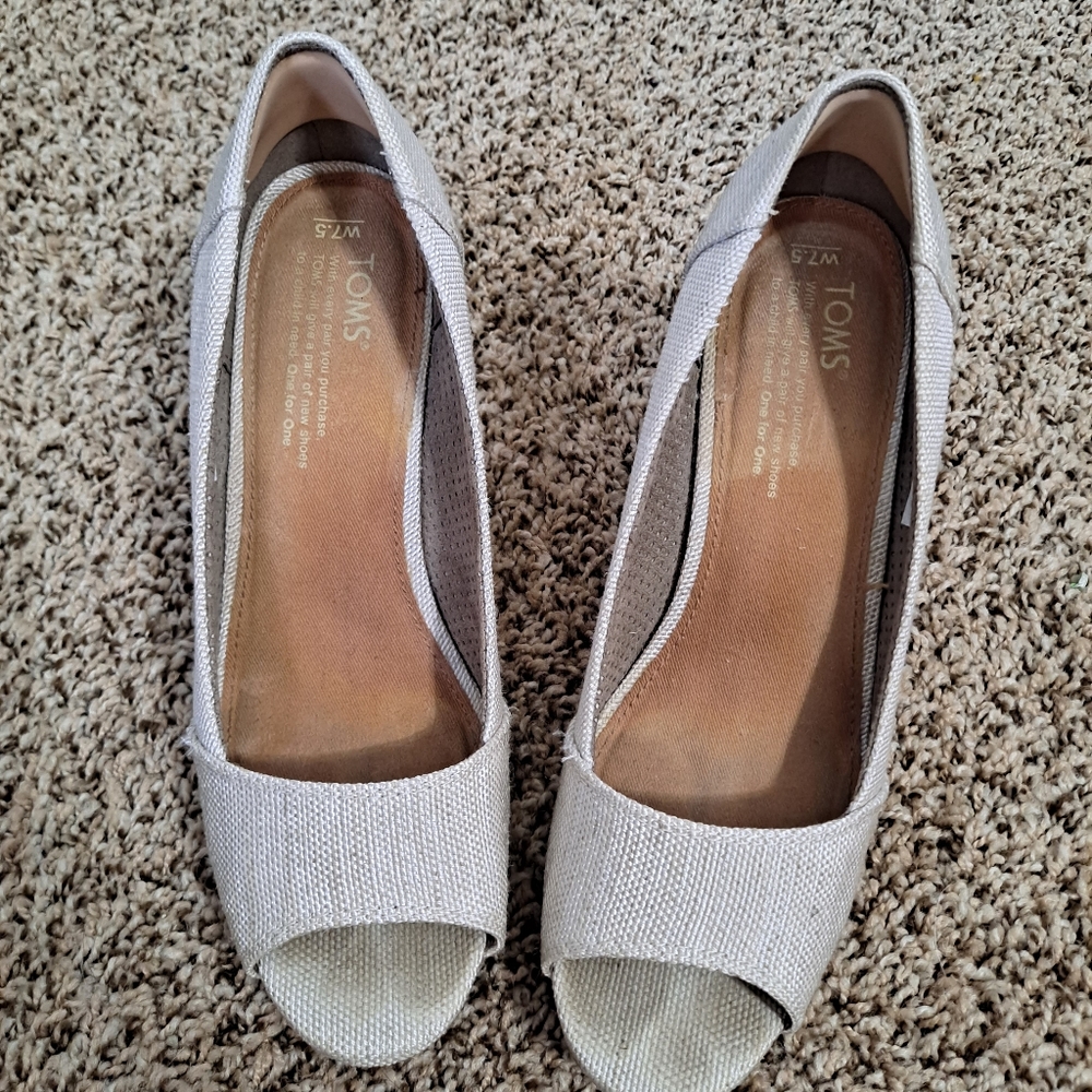 Tom's Canvas Peep Toe Espadrilles Size 7.5w